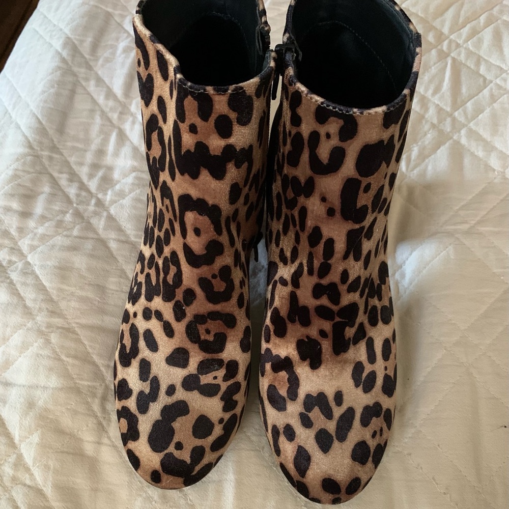 Velvety leopard booties. 8